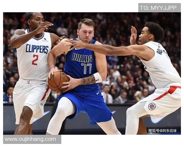 独行侠与快船季后赛第四场精彩对决高清回放全程回顾与分析 独行侠与快船季后赛第四场精彩对决高清回放全程回顾与分析